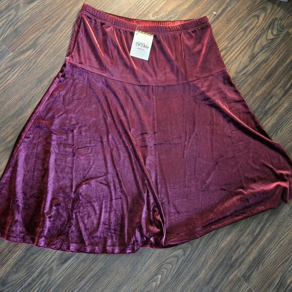 BOB MACKIE "Wearable Art" Crushed Velvet Wine-Colored Maxi Skirt NWT/SIZE L - Picture 6 of 7